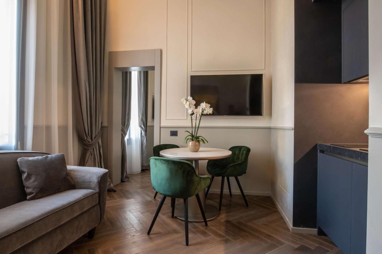 Luxury Apartments Palazzo Nani Venesia Bagian luar foto